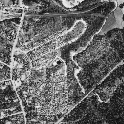 Brookwood Hills spring-fed lake, 1940